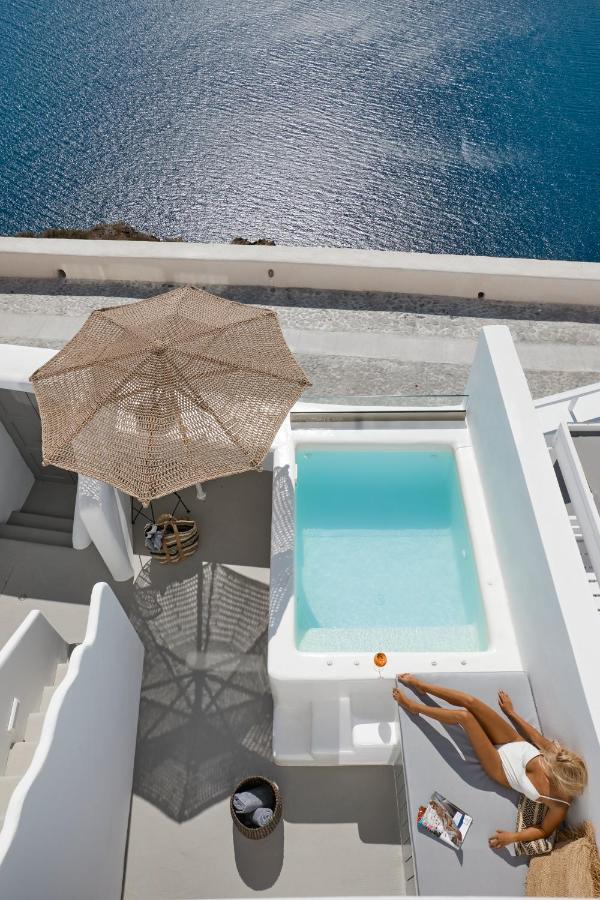 You & Me Suites Fira  Exterior foto